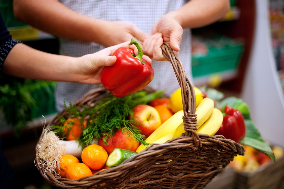 Como ter uma alimentação saudável com os produtos da cesta básica |  Bem-estar e Saúde | Casa e Jardim